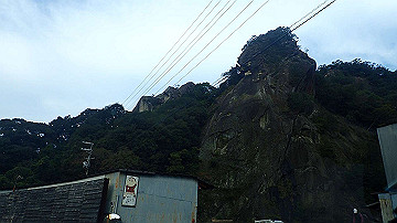 pb042430_thumb.jpg