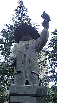 pb202853_thumb.jpg