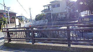 pc073403_thumb.jpg