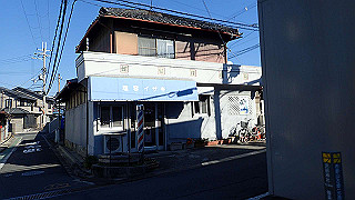 pc073422_thumb.jpg