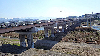 pc073438_thumb.jpg