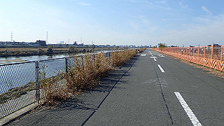 pc073443_thumb.jpg