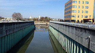 pc073453_thumb.jpg