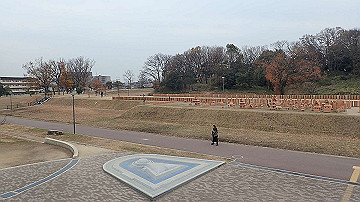 pc163443_thumb.jpg