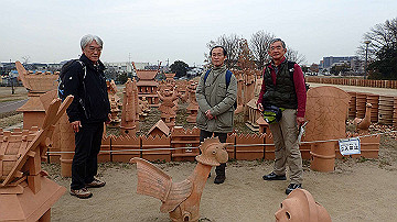 pc163465_thumb.jpg