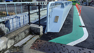 p1183865_thumb.jpg
