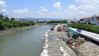 p5140160_thumb.jpg