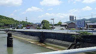 p5140166_thumb.jpg