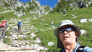 p8190385_thumb.jpg