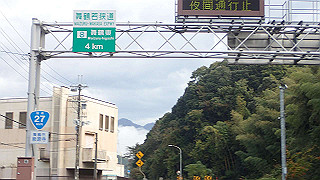 pb021107_thumb.jpg