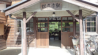 pb021112_thumb.jpg