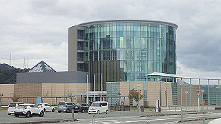 pb021198_thumb.jpg