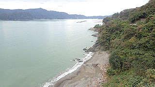 pb021229_thumb.jpg