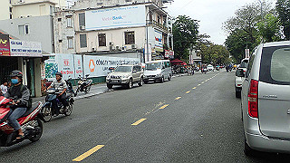 pc111016_thumb.jpg