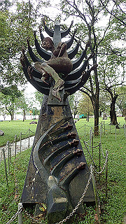 pc111026_thumb.jpg