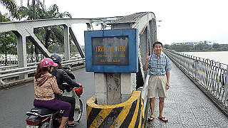 pc111046_thumb.jpg