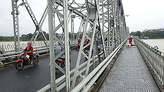 pc111050_thumb.jpg