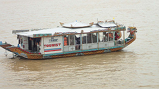 pc111053_thumb.jpg