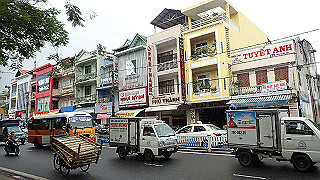 pc111061_thumb.jpg