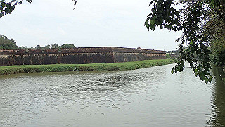 pc111079_thumb.jpg