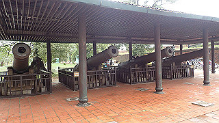 pc111093_thumb.jpg