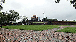 pc111097_thumb.jpg
