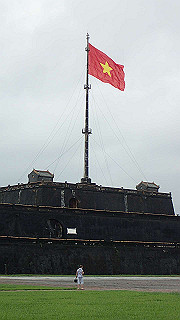 pc111099_thumb.jpg