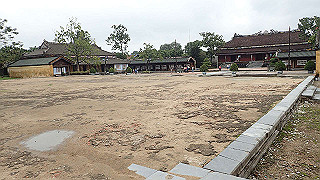 pc111184_thumb.jpg