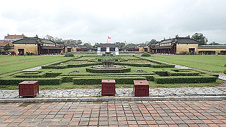pc111226_thumb.jpg