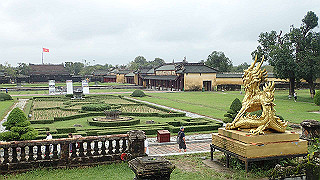 pc111229_thumb.jpg
