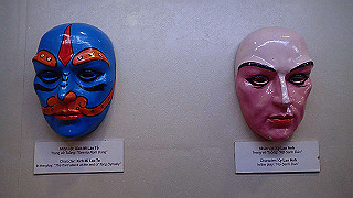 pc111304_thumb.jpg