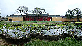 pc111311_thumb.jpg