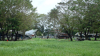 pc111348_thumb.jpg
