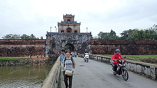 pc111353_thumb.jpg