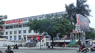 pc111356_thumb.jpg