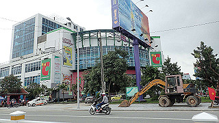 pc111377_thumb.jpg
