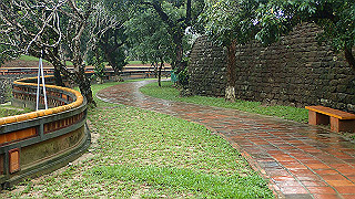 pc121469_thumb.jpg