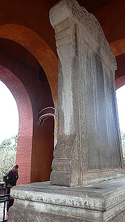 pc121492_thumb.jpg