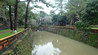 pc121516_thumb.jpg