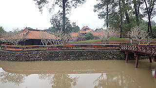pc121551_thumb.jpg