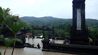 pc121613_thumb.jpg