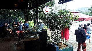 pc121632_thumb.jpg