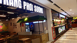 pc121798_thumb.jpg