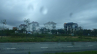 pc131860_thumb.jpg