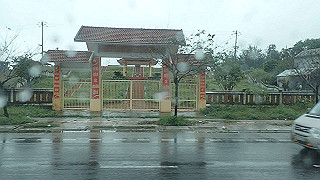 pc131889_thumb.jpg