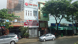 pc131925_thumb.jpg