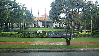 pc131954_thumb.jpg