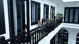 pc131983_thumb.jpg