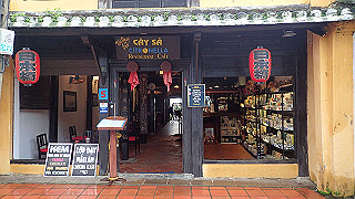 pc132005_thumb.jpg