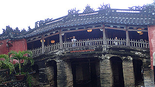 pc132025_thumb.jpg